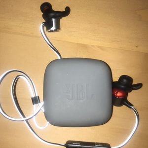 JBL Wireless headsets